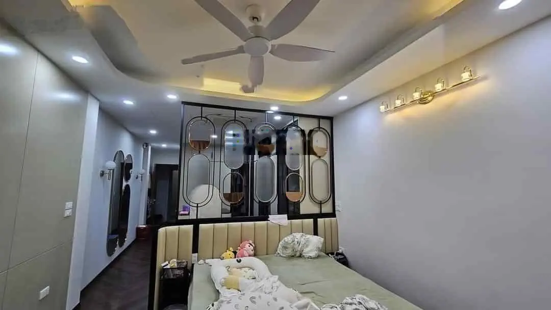 Ô tô! Vũ Ngọc Phan - phân lô kinh doanh - ngõ thông mạnh