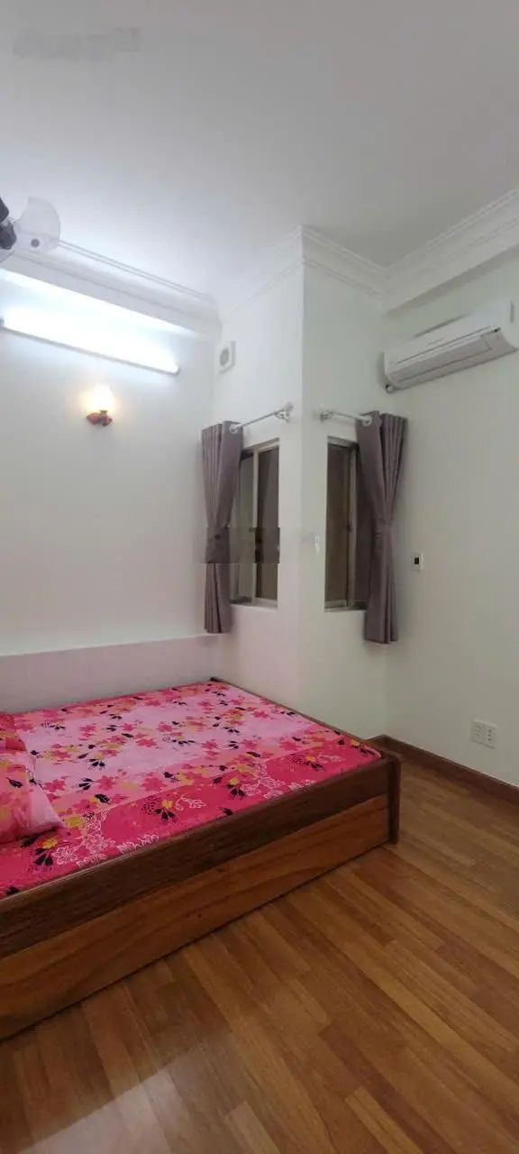 Bán NR tại Nơ Trang Long, 8,3 tỷ, 41m2, 5PN, 4WC, mặt tiền cực chất