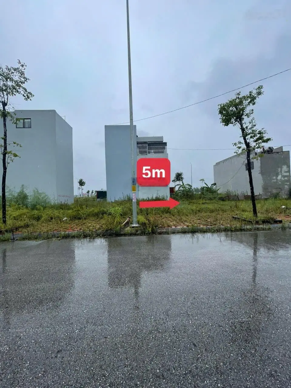 Bán nhanh lô đất cực đẹp tại Quảng Thành ngay cạnh dự án Aoen Mall đường rộng 17.5m giá chỉ 2.x tỷ