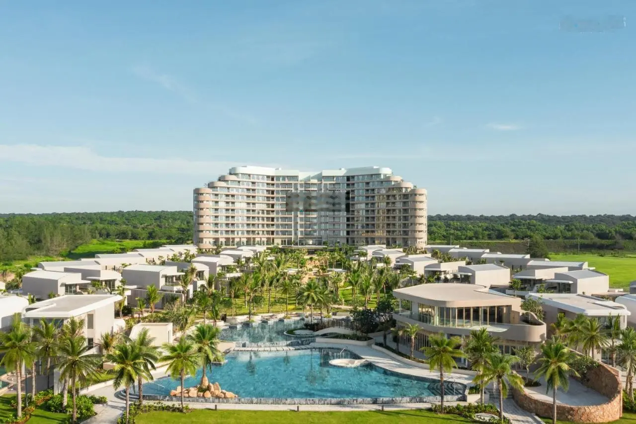 Bán biệt thự biển dự án Ixora Hồ Tràm, 30% đến khi nhận nhà, nhận dòng tiền cho thuê luôn
