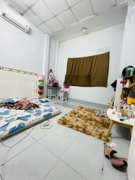Nhà hẻm 6m Thống Nhất, ngang 6m, DT 65m2, 2 tầng, vào ở ngay