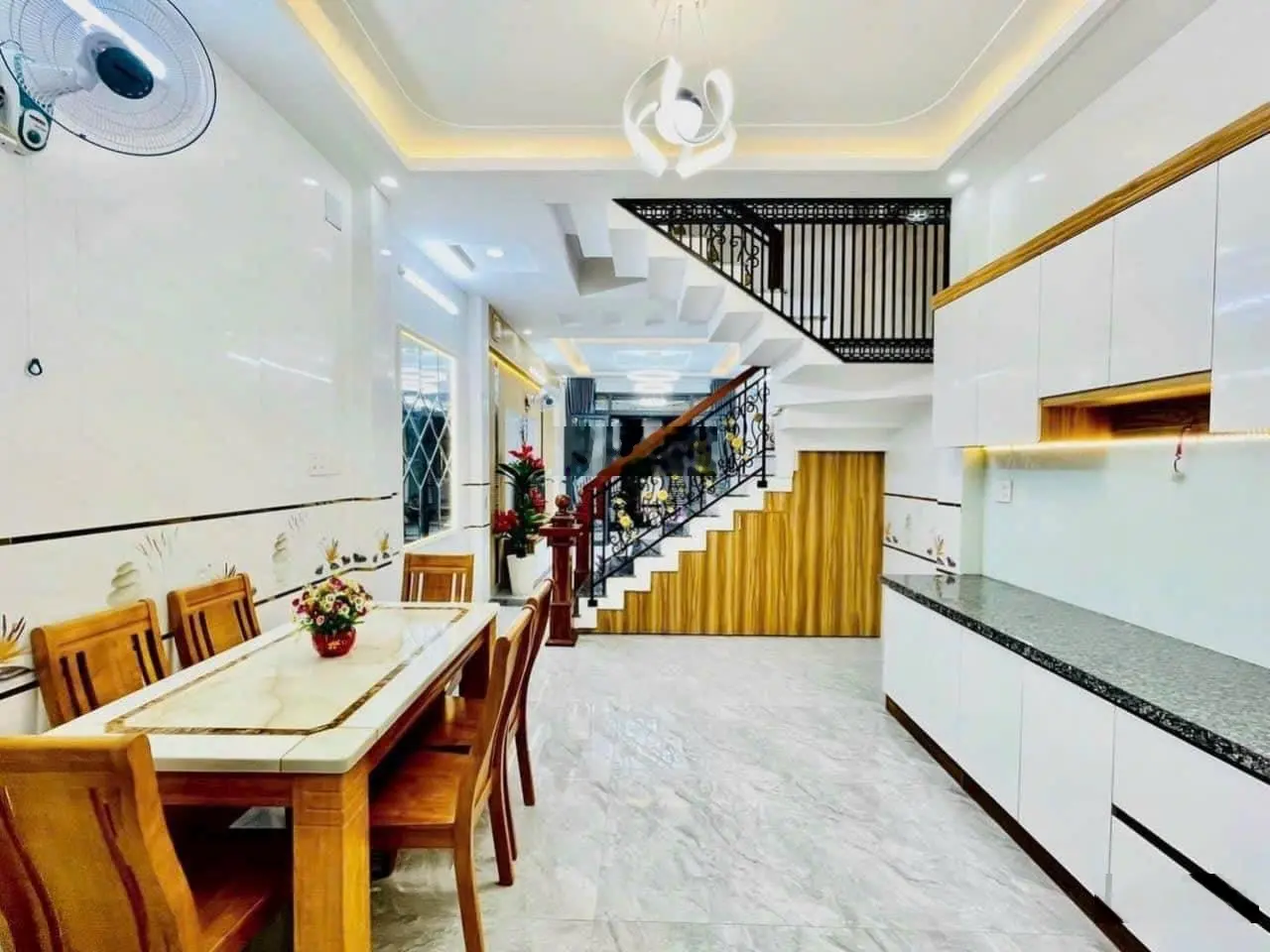Bán nhà 4 lầu, giá 6,38 tỷ, diện tích 55 m2, tại Quang Trung, phường 12, Gò Vấp