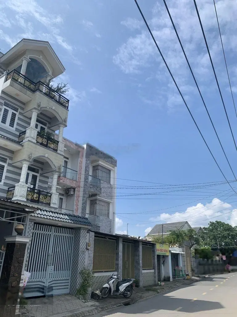 Đất mặt tiền full thổ 13x40m, XD cao tầng, cạnh chợ Hóc Môn, Quang Trung, TL tốt