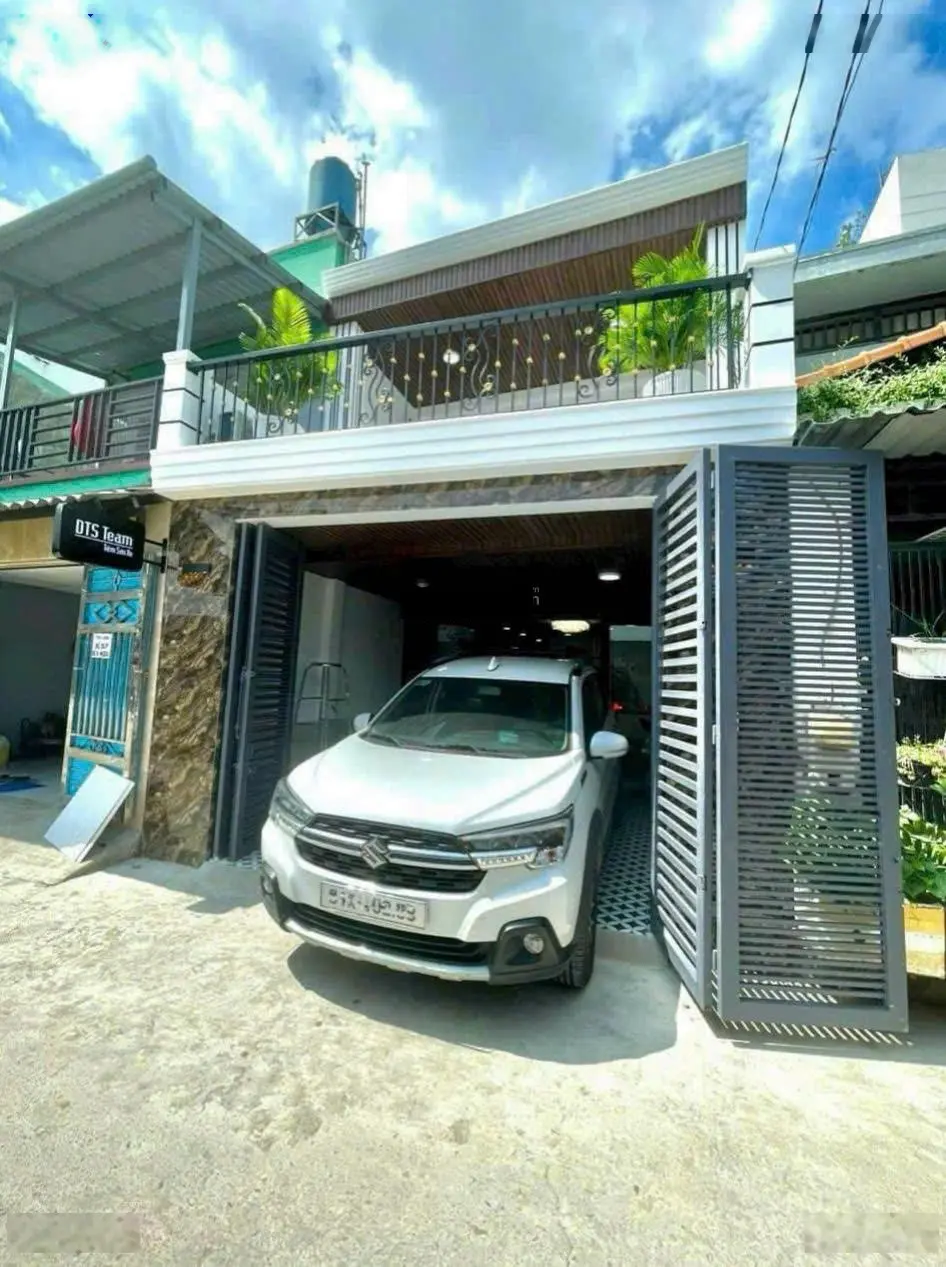 5tỷ490 - 4.5*13m - hẻm 5m - xe hơi vào nhà - Nguyễn Thị Thập ND, Q. 7