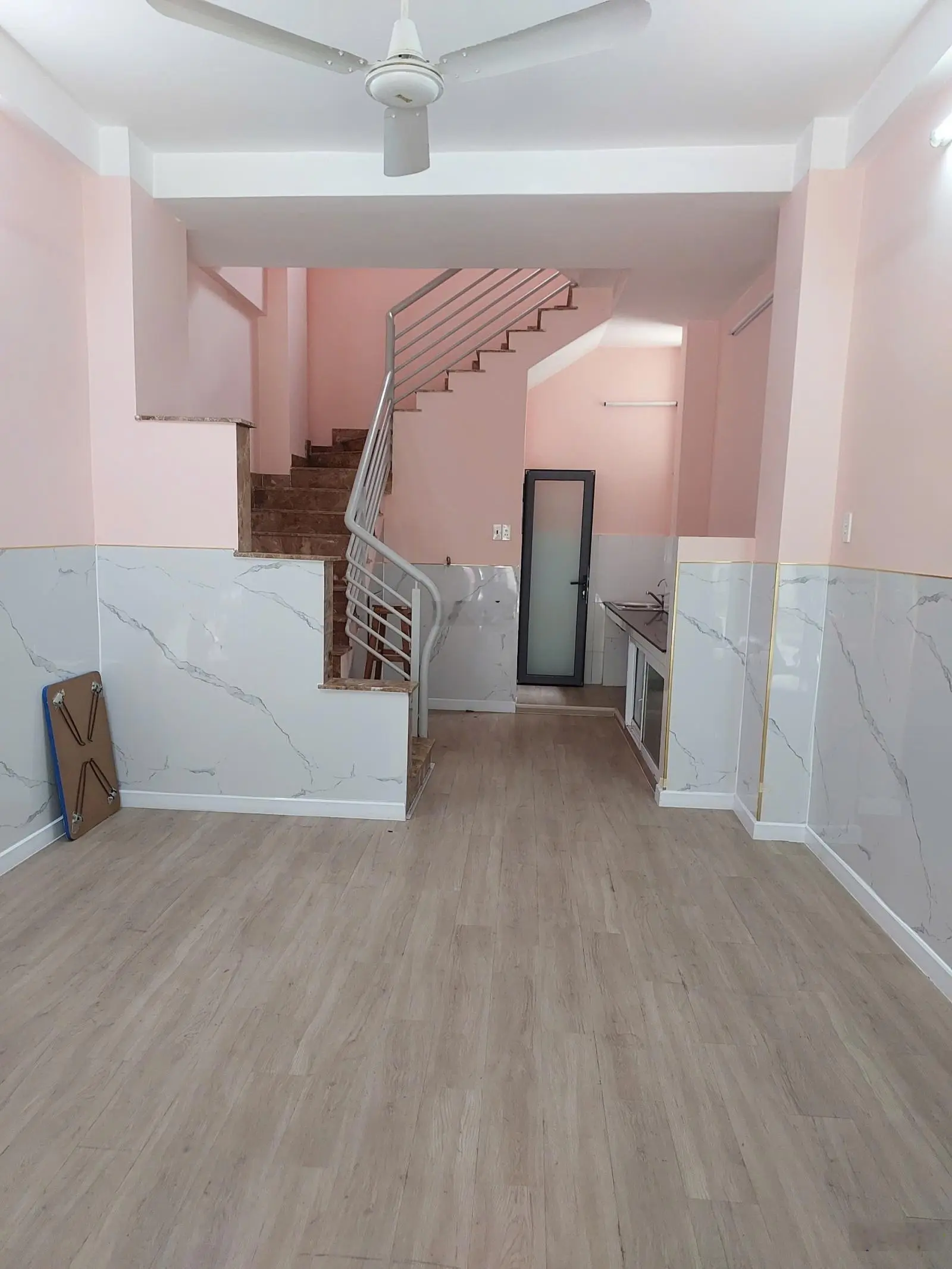 Bán nhà ngay MT 3/2 Quận 10 - 4,5 x 12 - 3 tầng - Giá 7.2 tỷ thương lượng