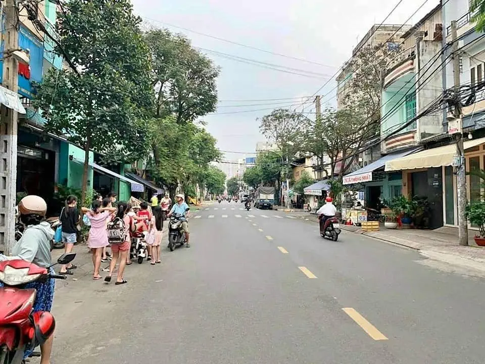 Kẹt tiền cần bán đất MT đường Thầy Cai, Bến Tre ngay THPT Nguyễn Trường Toản. DT 120m2/750tr SHR