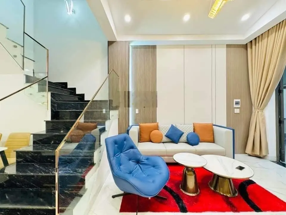 Bán liền nhà đẹp Tôn Thất Thuyết Q.4 70m2 4PN