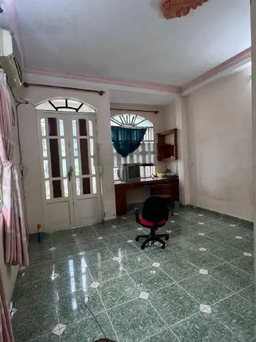 Mặt Tiến Đ Kinh doanh Thông, Sát P V Đồng, Giáp B Thạnh, Gần Sân Bay *68m2x3 tầng * Hơn 9 tỷ TL