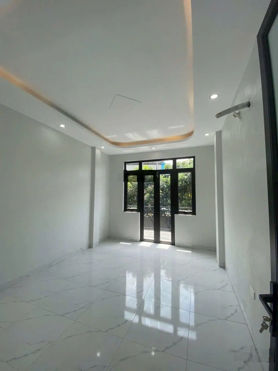 Bán nhà 50m2x3T 10 phút ra Penika Tố Hữu.