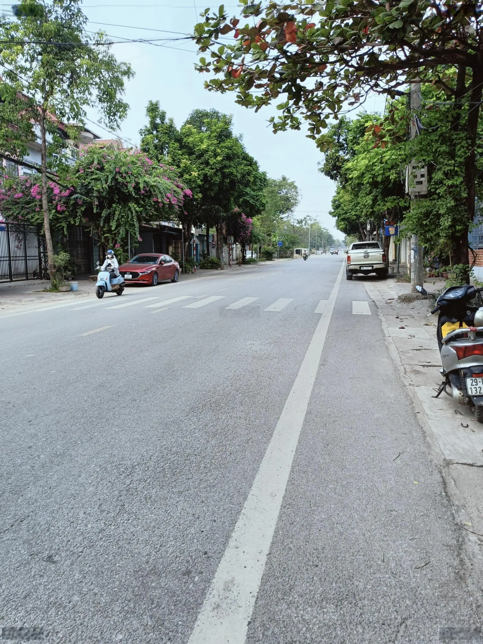 Bán gấp đất tại đường bát khối, diện tích 103m2 view đẹp, hai mặt đường, sát trường học, kinh doanh