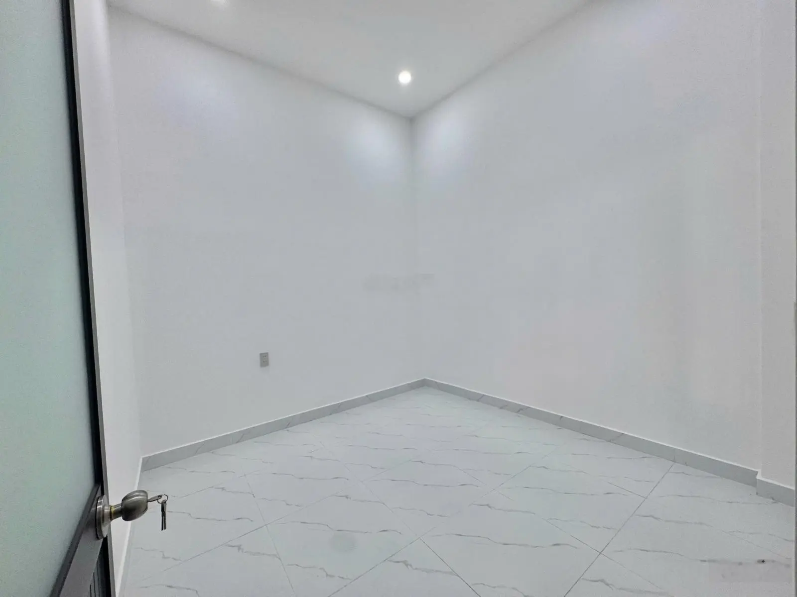 Bán Nhanh nhà ở đường 2/4 nha trang