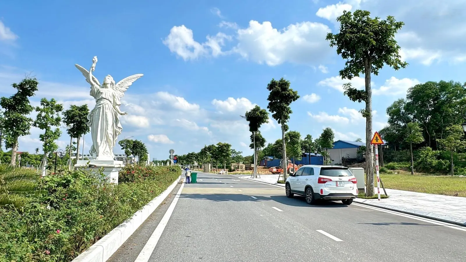 Bán 3 lô đất nền Danko Thái Nguyên, đã có bìa đỏ, trục đường Elyse rộng 30 mét