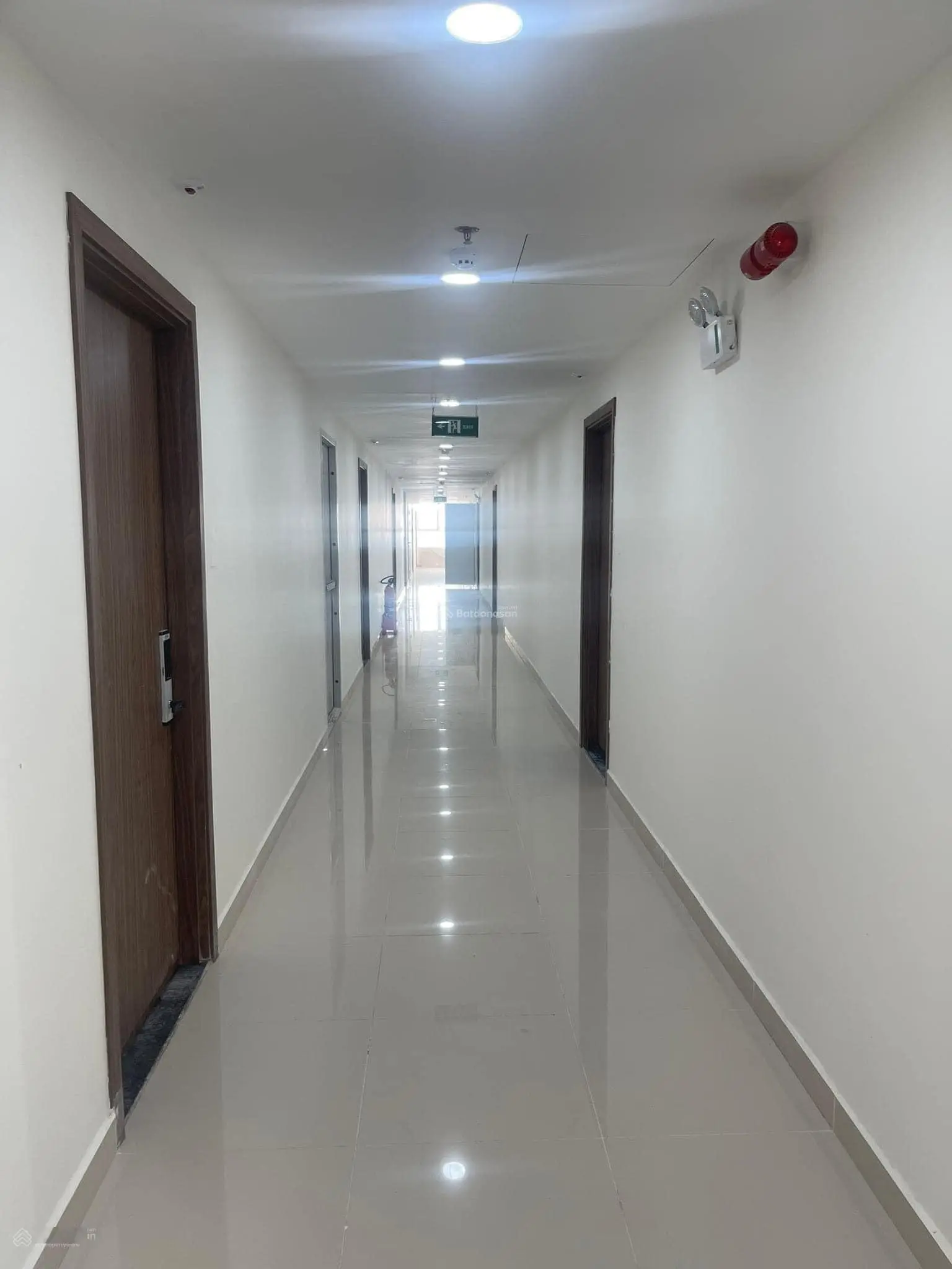 Cần bán 2PN + 2WC , 2 ban công, có nội thất tại chung cư Western Capital Q. 6 giá 2.68tỷ