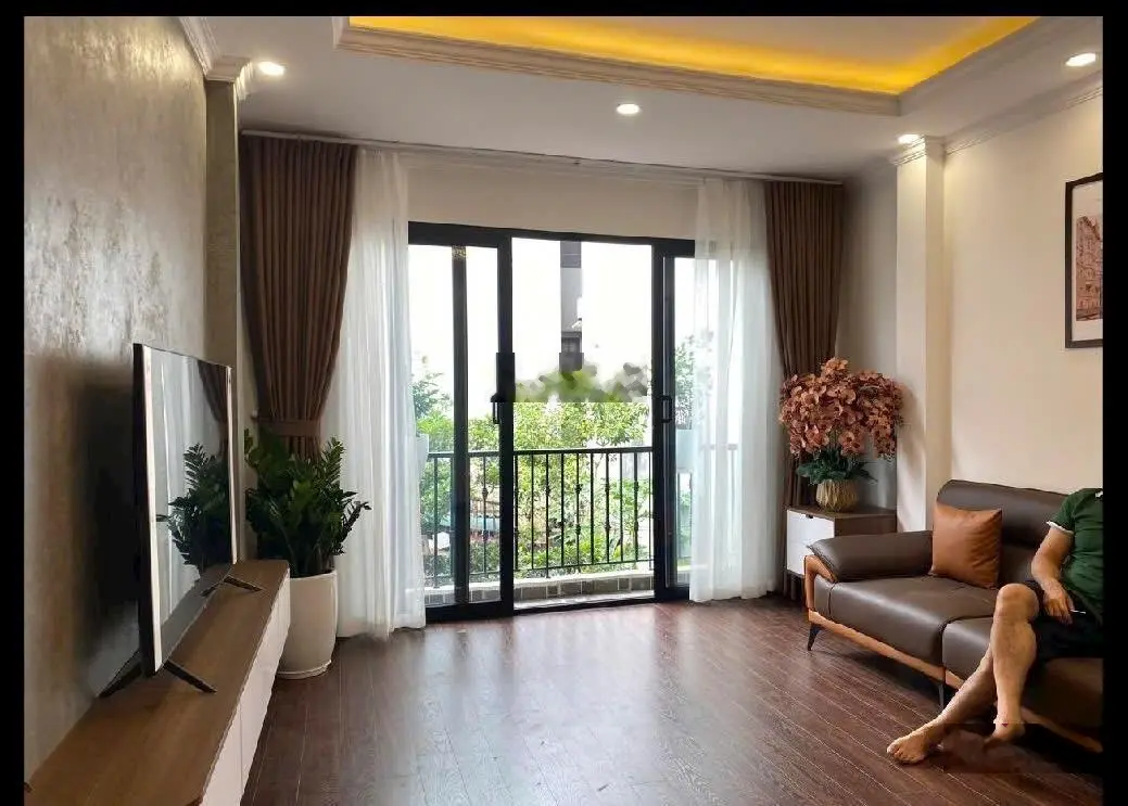 Nhà mới đẹp thiết kế hiện đại ở sướng, Full nội thất, nằm gần TTTM Aeon 150m, Quận Long Biên
