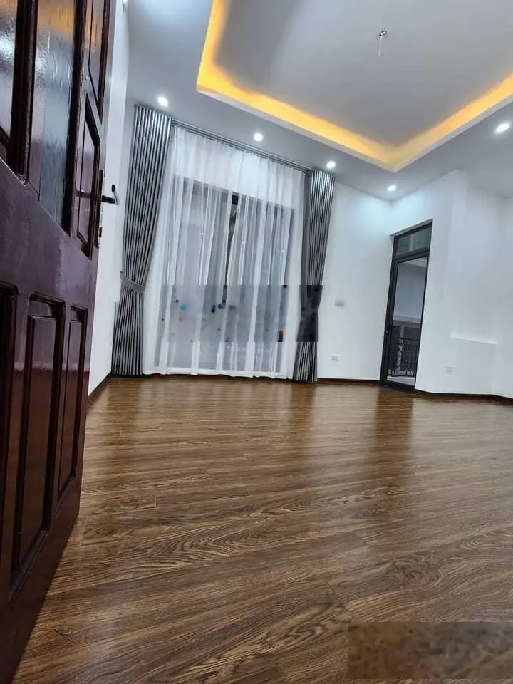 Cực Hiếm ! Nhà Lê Thanh Nghị DT 48m2x6T mặt tiền 4m ngõ thông giá chỉ 7.55 tỷ