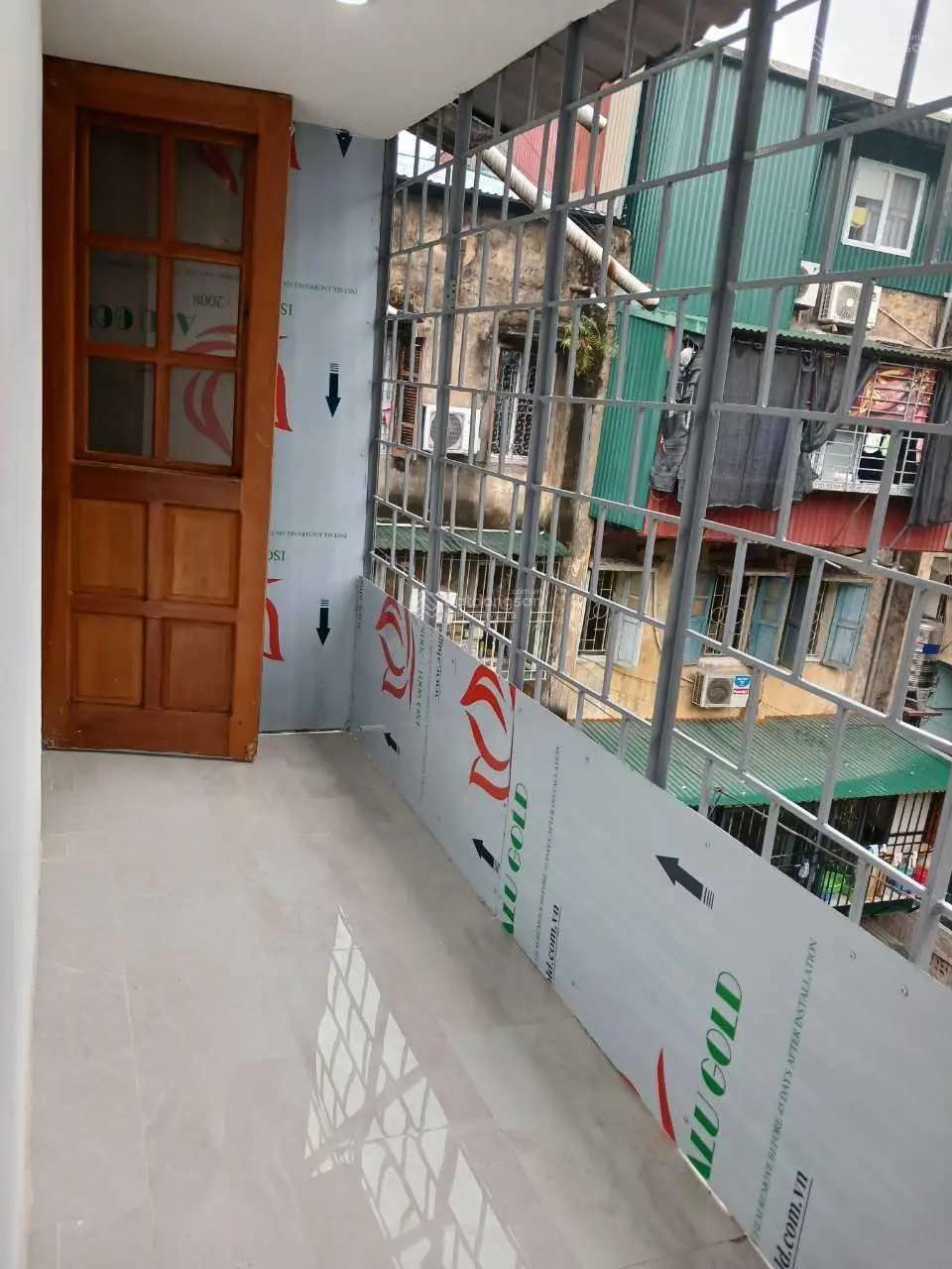 Chính chủ không qua môi giới bán CHTT tầng 4 nhà D3 số 28D Lương Định Của sổ 37/80m2 3.1 tỷ