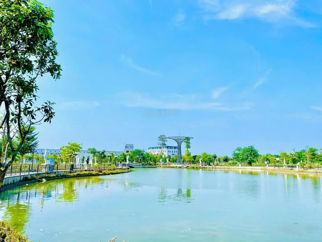 Bán lô đất đối diện biệt thự đảo Vua, tại Danko City giá chỉ từ 2,5 tỷ