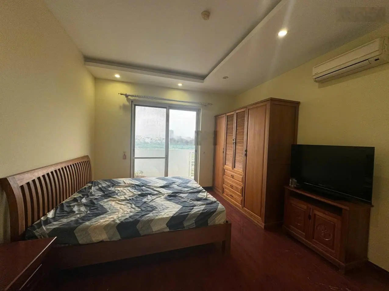 Bán căn hộ view đẹp tại tòa nhà e1 khu đô thị ciputra, giá sốc chỉ 9,5 tỷ