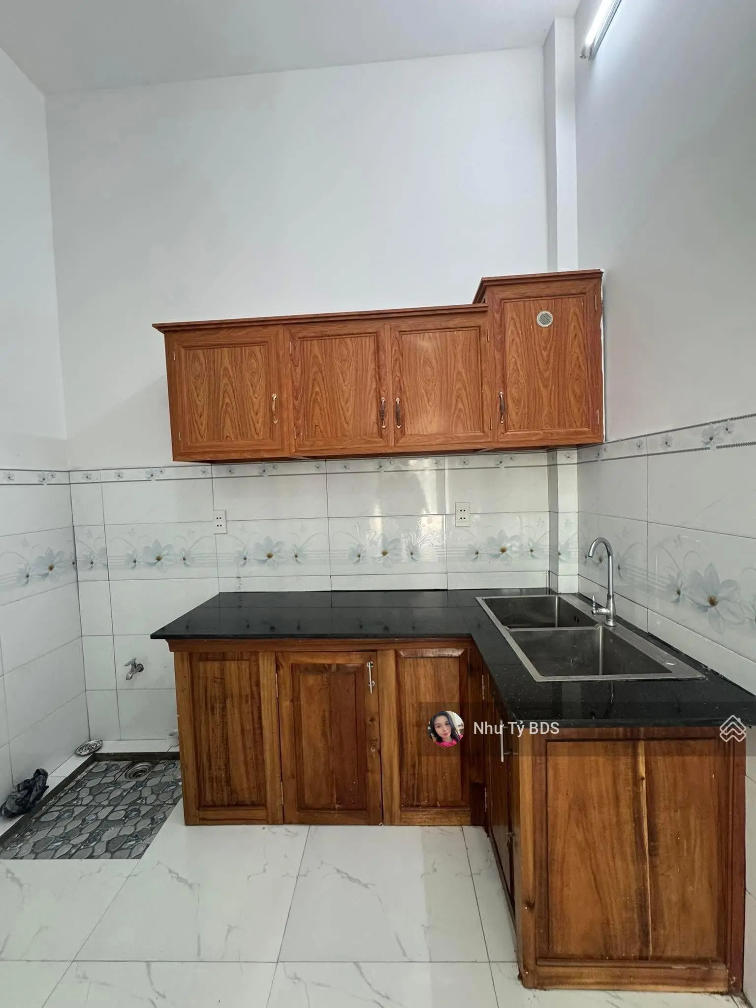 Nhà 1 trệt 1 lầu 3pn 2wc Ấp Mới 1 Mỹ Hạnh Nam giá chỉ 690tr
