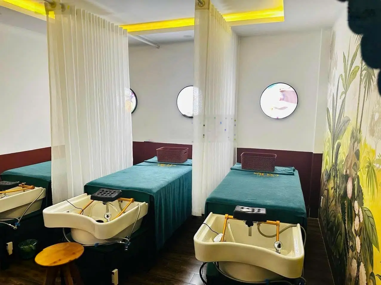 Bán nhà mặt tiền Trần Bình Trọng Nha Trang, đang có sẵn hợp đồng thuê spa, giá bán 12tỷ500