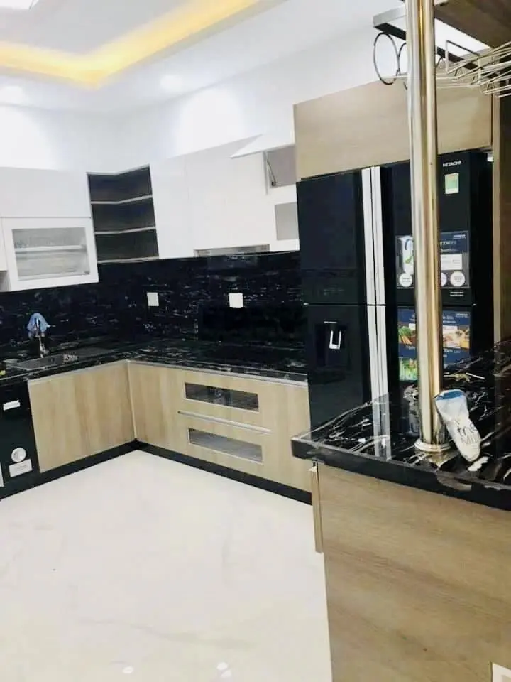 Nhà Mới ở ngay Đường Cây Keo, Tam phÚ, Thue Đức. Giá 7.1 tỷ