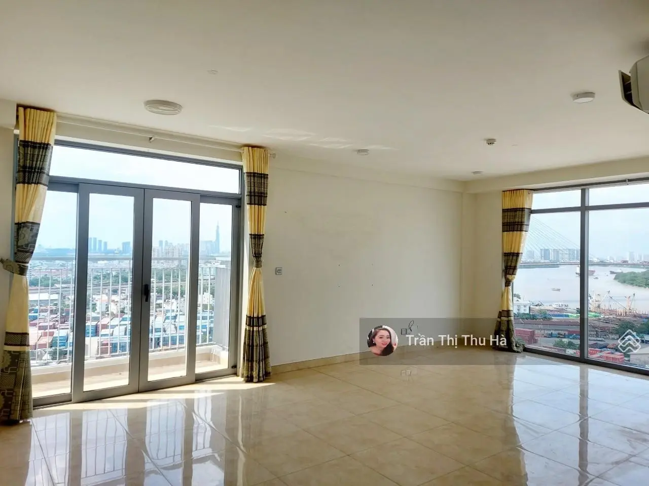 Bán penthouse Luxgarden, 126m2 3PN*2WC, sổ hồng, giá 3 tỷ930 (Thu Hà 0932 758 ***