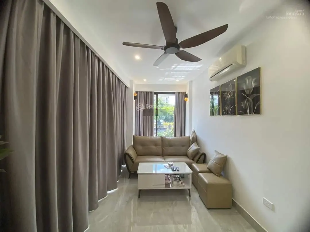 Bán nhà mặt phố Đại Cồ Việt Hai Bà Trưng 5 tầng 12,8 tỷ.
