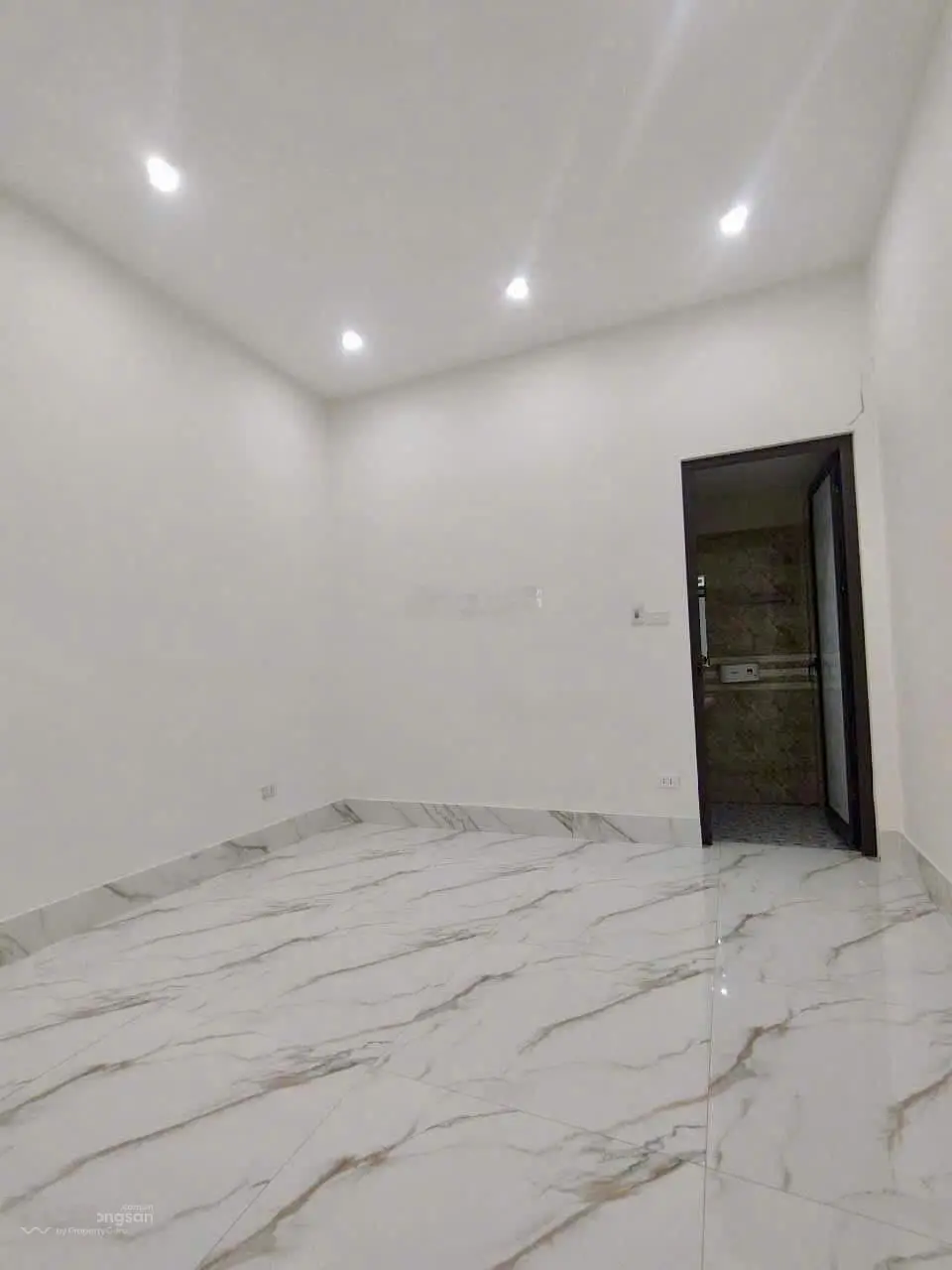 Cực Nét ! Vương Thừa Vũ - Phân lô - Ô tô vào nhà - 48m2 - 5 tầng - 13 tỷ