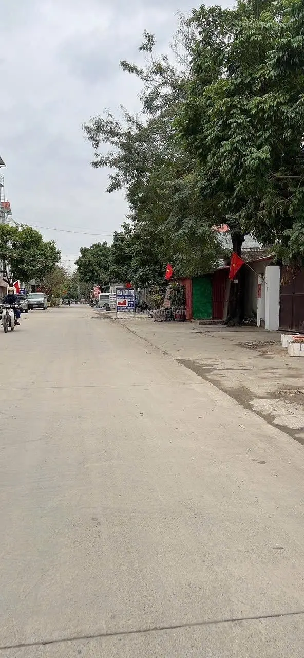 SIÊU PHẨM NHÀ ĐẸP 4 TẦNG 98m2 XÁP MAI VÕNG LA ĐÔNG ANH full thổ cư, đường thông oto vào