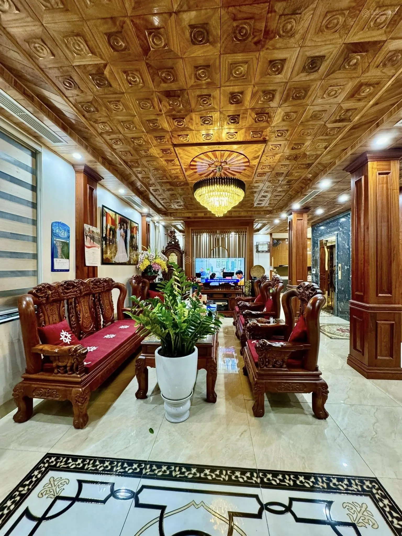 Hiếm! Biệt thự đẳng cấp thượng lưu, KĐT Văn Phú Hà Đông. Lô góc 226 m2, 4 tầng, giá 68.2 tỷ