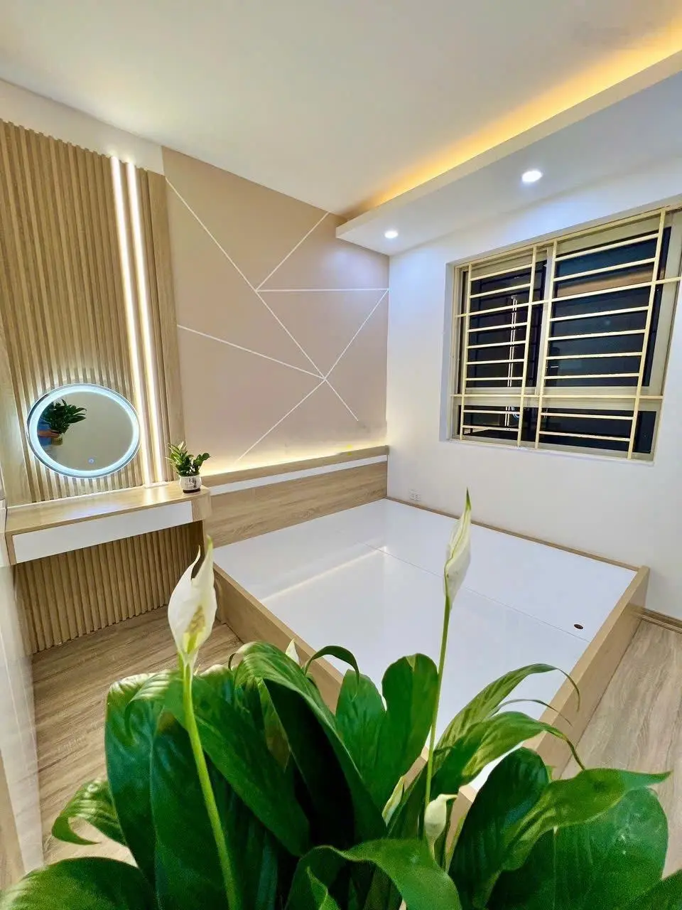 Bán nhanh căn 66m2 - 2 ngủ &2vệ sinh HH1B Linh Đàm Hoàng Mai. LH: 0966 455 *** em Thuỷ
