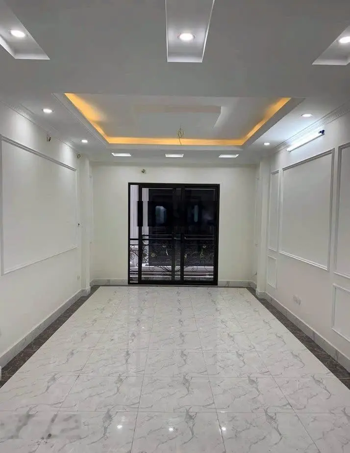 Nhà thiết kế cực đẹp 5T*33m2, ở luôn. Ngõ rộng 4m. Gần trục chính. Cạnh khu Gliximco-Giá chỉ 3,9 tỷ