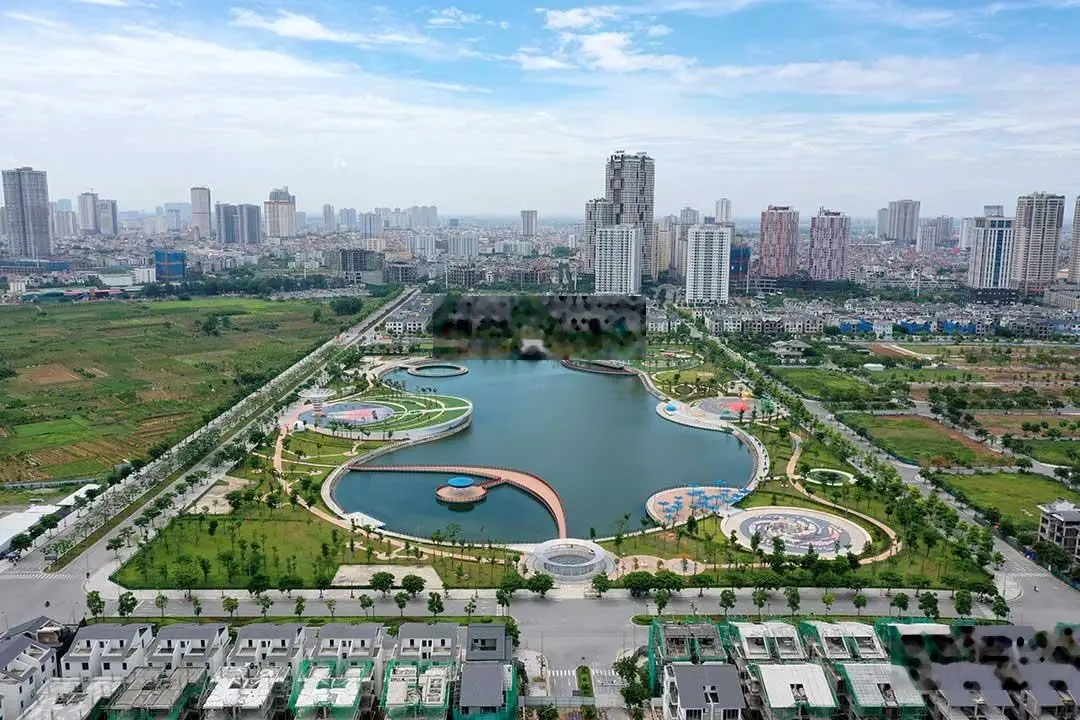 Bán gấp căn BT áp góc ngay mặt đường lớn, sẵn sổ giao dịch!
