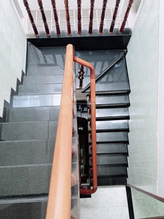 Mặt tiền đường số q4- 50m2 , 5x10m- 4 tầng đúc - ko lộ giới - chỉ 12 tỷ