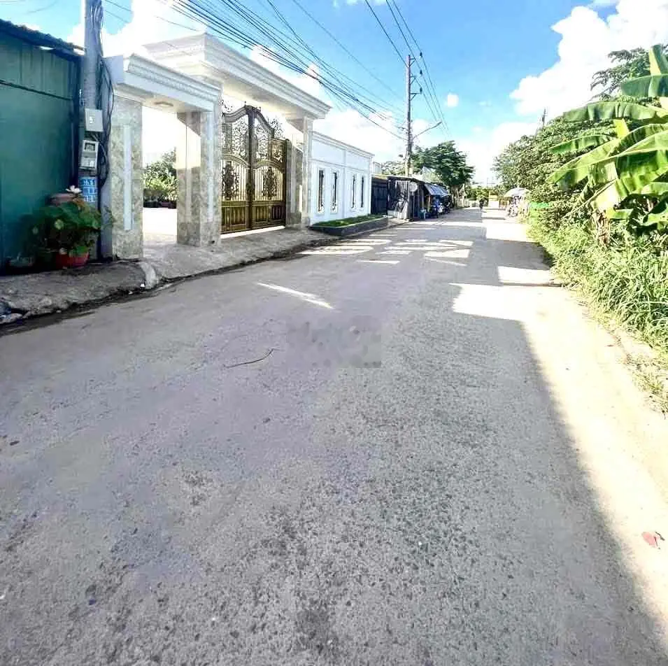 Chính Chủ Bán Lô Đất Sổ Riêng 10x45m Gần Ngã 4 Miếu Ông Cù