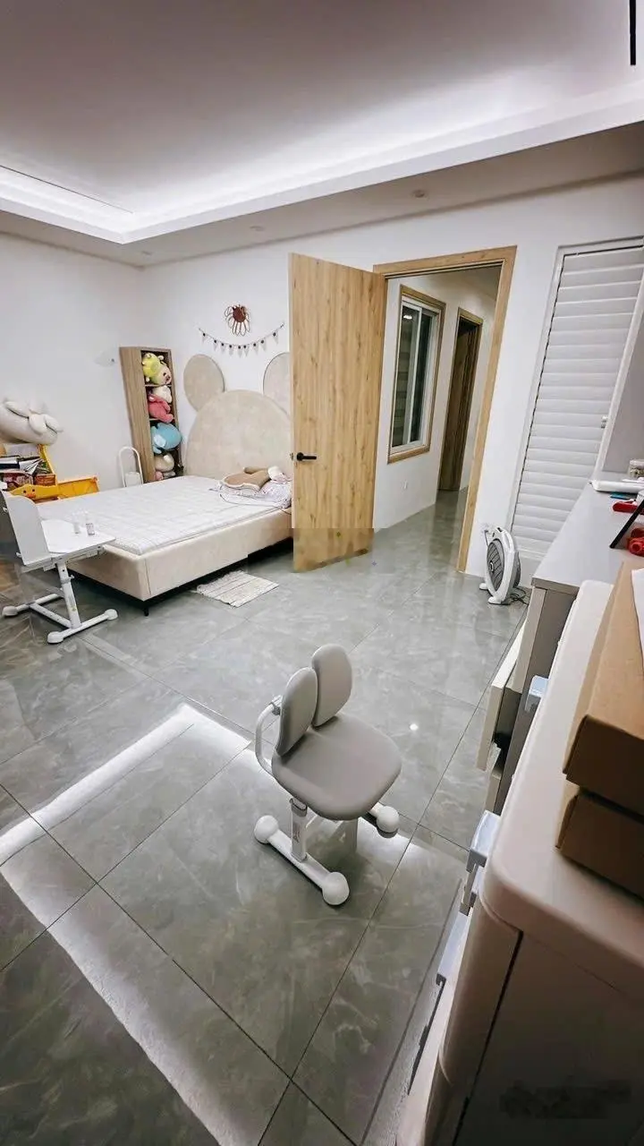 Bán nhà Yên Lạc, Hai Bà Trưng. DT 82m2 7tầng mặt tiền 6,2m. Giá: 27.3 tỷ. LH: 0383 426 ***