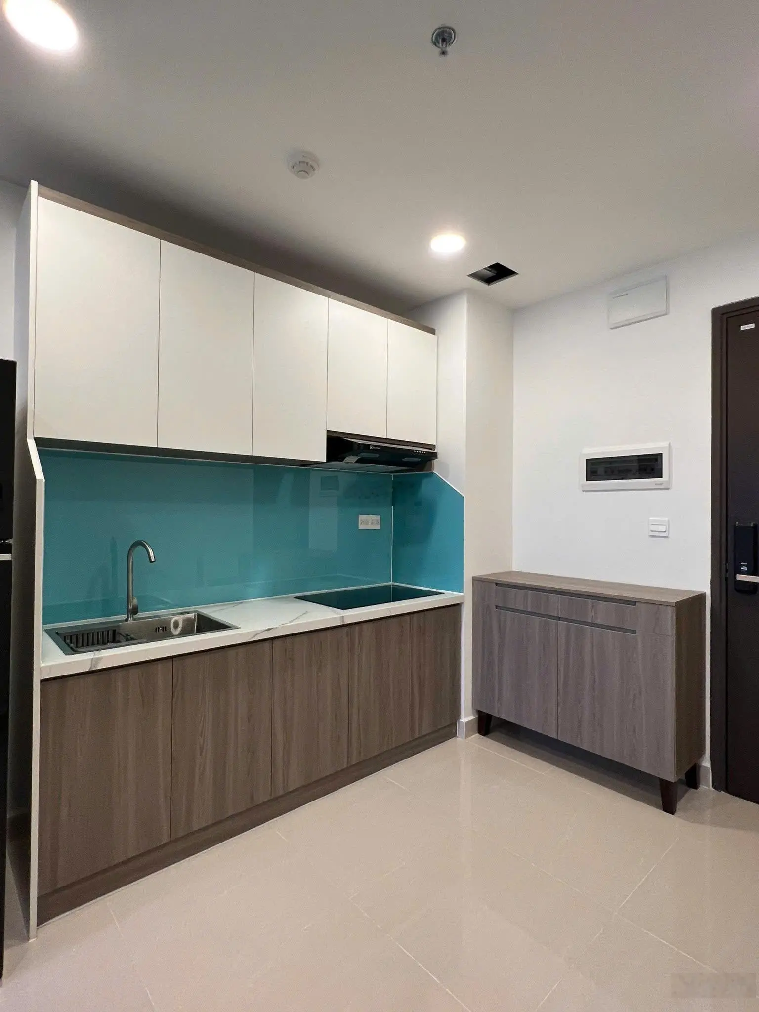 Bán căn hộ Soho Residence 2PN DT 50m2 Giá 5.7 tỷ tầng cao view thoáng PKD Novaland