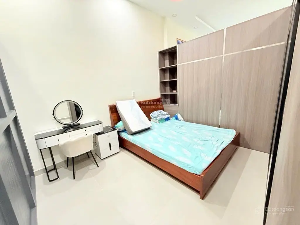 Bán nhà Tôn Thất Thuyết Quận 4 - hẻm ôtô - 50m2 - 4 Tầng - chỉ 6 Tỷ nhỉnh - Tiện kinh doanh