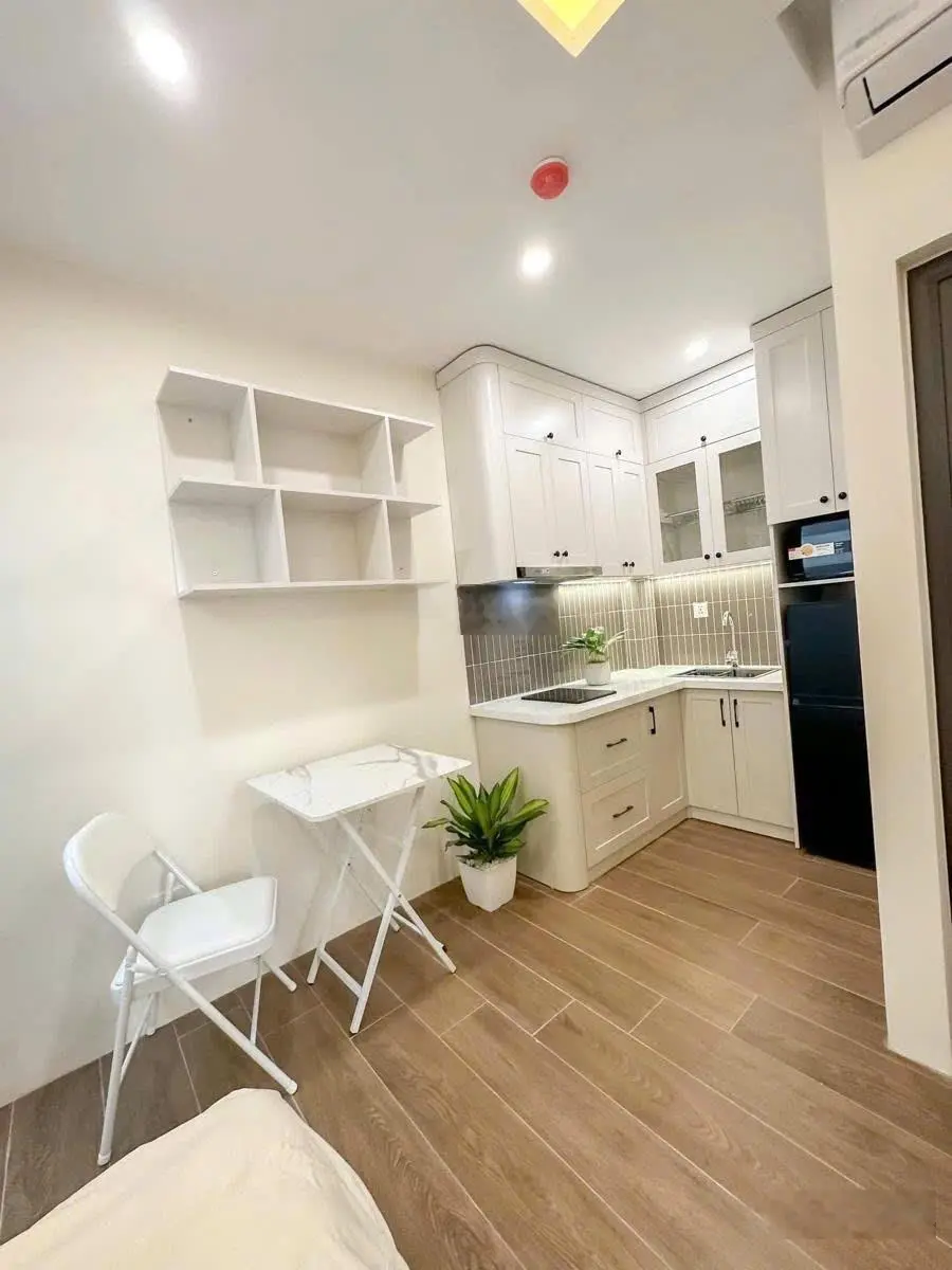 Bán CHDV phố Liễu Giai - Ba Đình. 110m2 x7 tầng Mt 5,5m giá 56,8 tỷ. Dòng tiền 150tr/tháng,cực hiếm