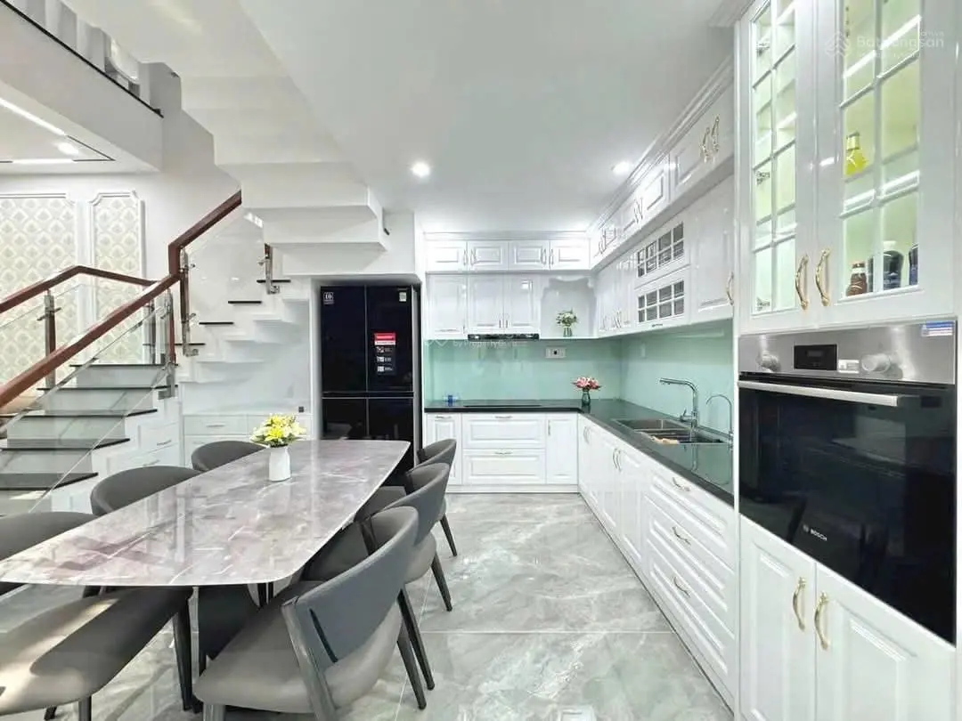 Bán nhà đường Trường Sa, Quận 3, giảm sâu 300 triệu còn 3.8 tỷ/54m2, SHR