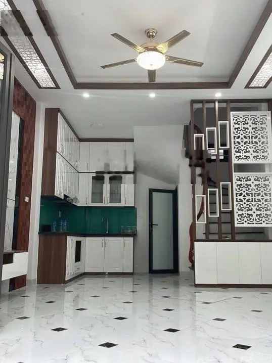 Nhà ngã tư Bạch Mai, Đại La, nhà mới, 5T, chỉ 6 tỷ