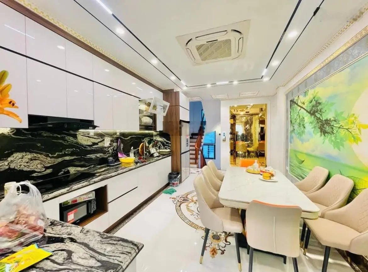 A đây rồi !! nguyễn văn huyên - phân lô - ô tô tránh - sát mp - kinh doanh - 7 tầng - thang máy