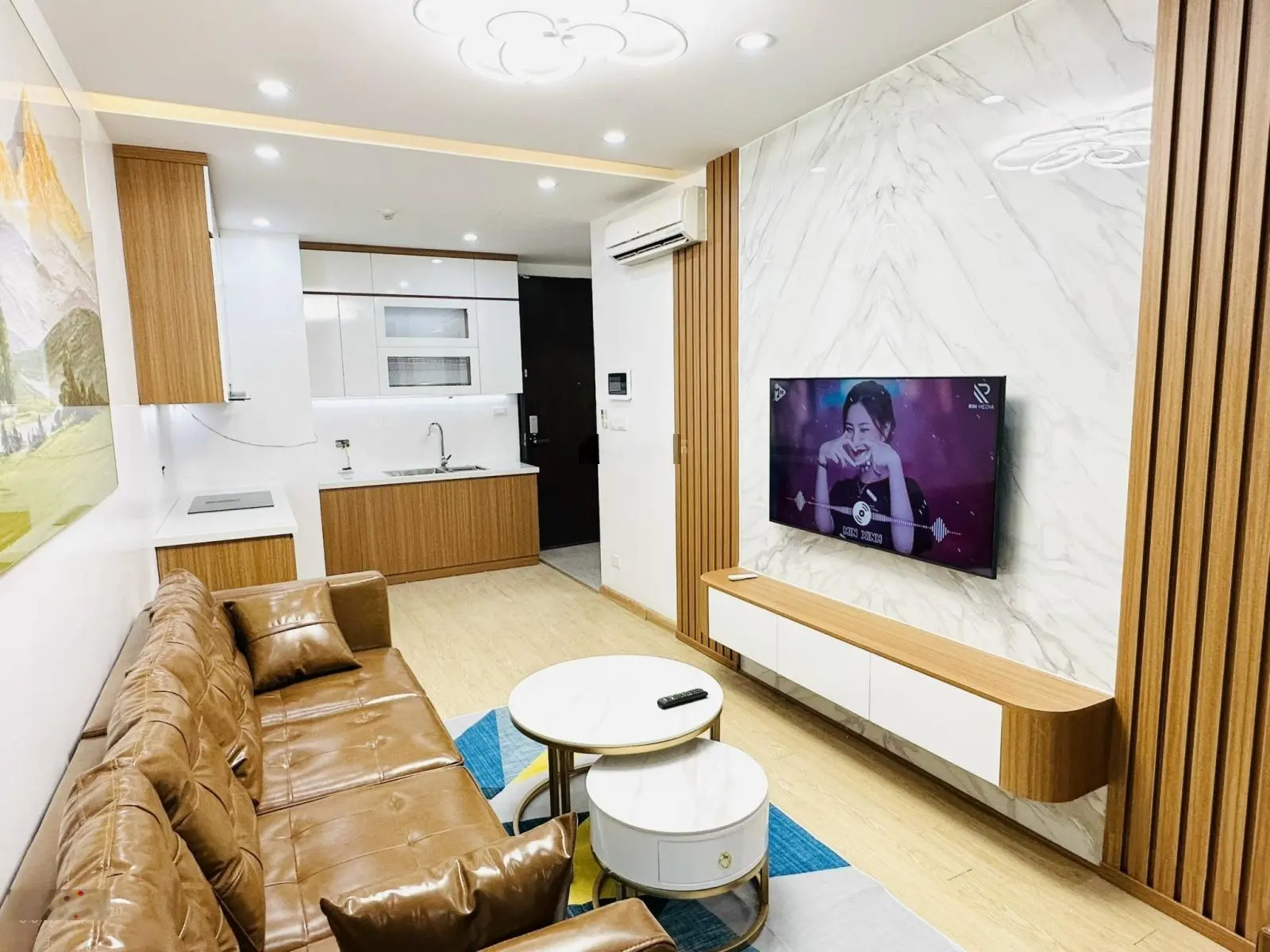 Bán CH 74m2 2PN 2WC giá 5.1 tỷ tòa Dolphin Plaza phố Nguyễn Hoàng, LH 0971 565 ***