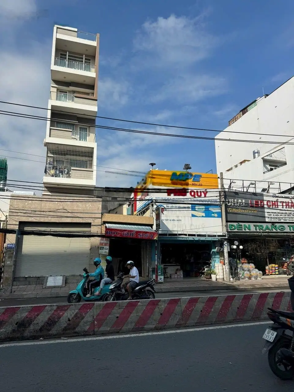 Nhà mt đường kd huỳnh tấn phát - giá trong hẻm xe hơi