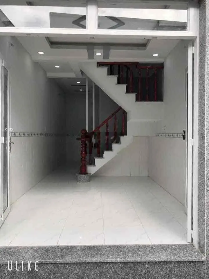 cần bán gấp nhà