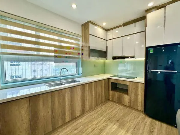 Chính chủ bán căn hộ ban công view hồ 77m2 đủ nội thất cực thoáng mát giá nhỉnh 2 tỷ