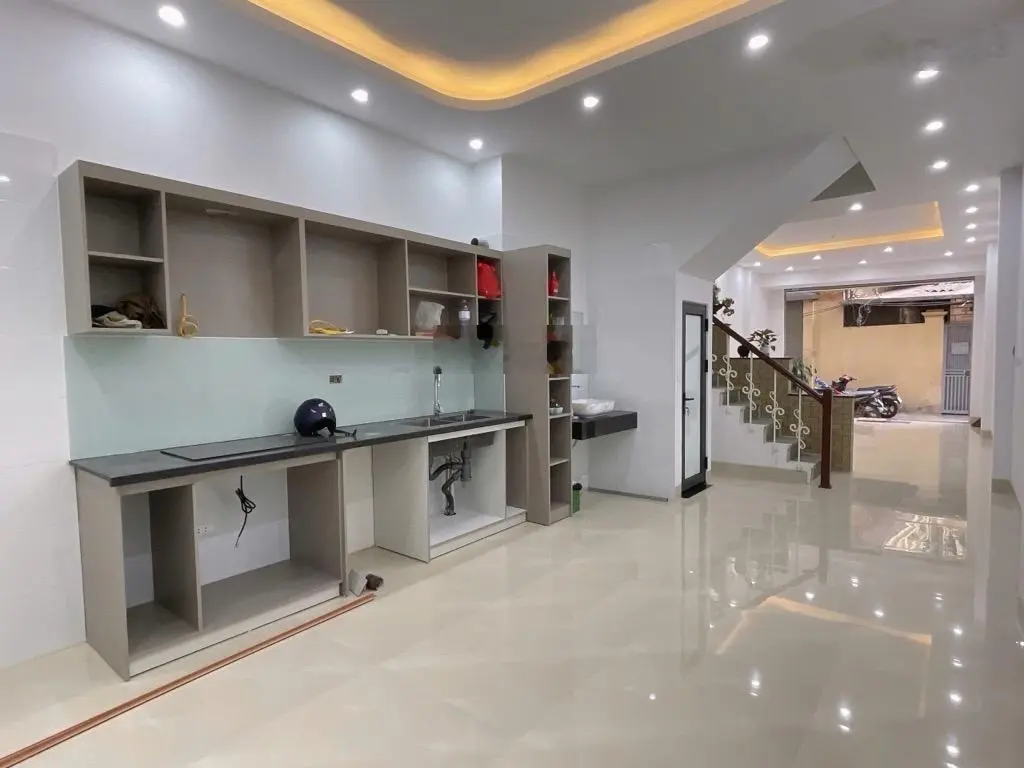 Bán nhà Trần Duy Hưng ôtô đỗ cửa, ngõ thông KD đỉnh chỉ 14 tỷ, DT 60m2 nhà 5 tầng