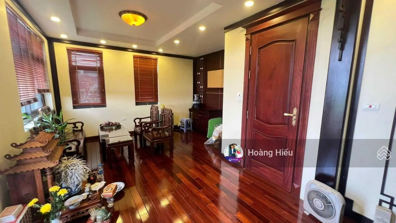 Cực phẩm, nhà mới đẹp Cầu Giấy, tặng nội thất mới xịn, ngõ to, sát oto đỗ, 45m2, 5 tầng