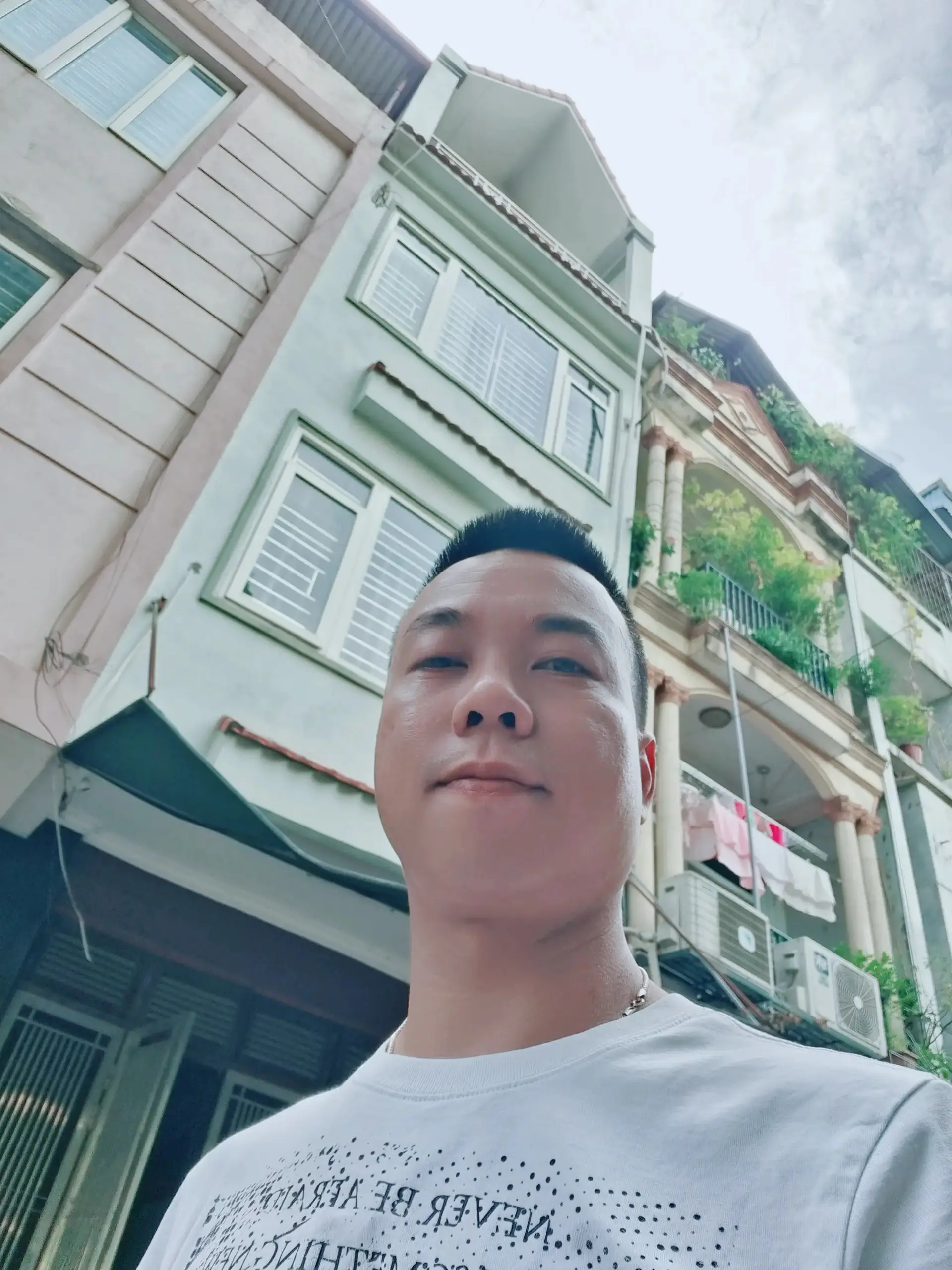 Mặt đường tứ hiệp, trung tâm thanh trì, 2 ô tô tải đỗ cửa, kinh doanh các loại hình