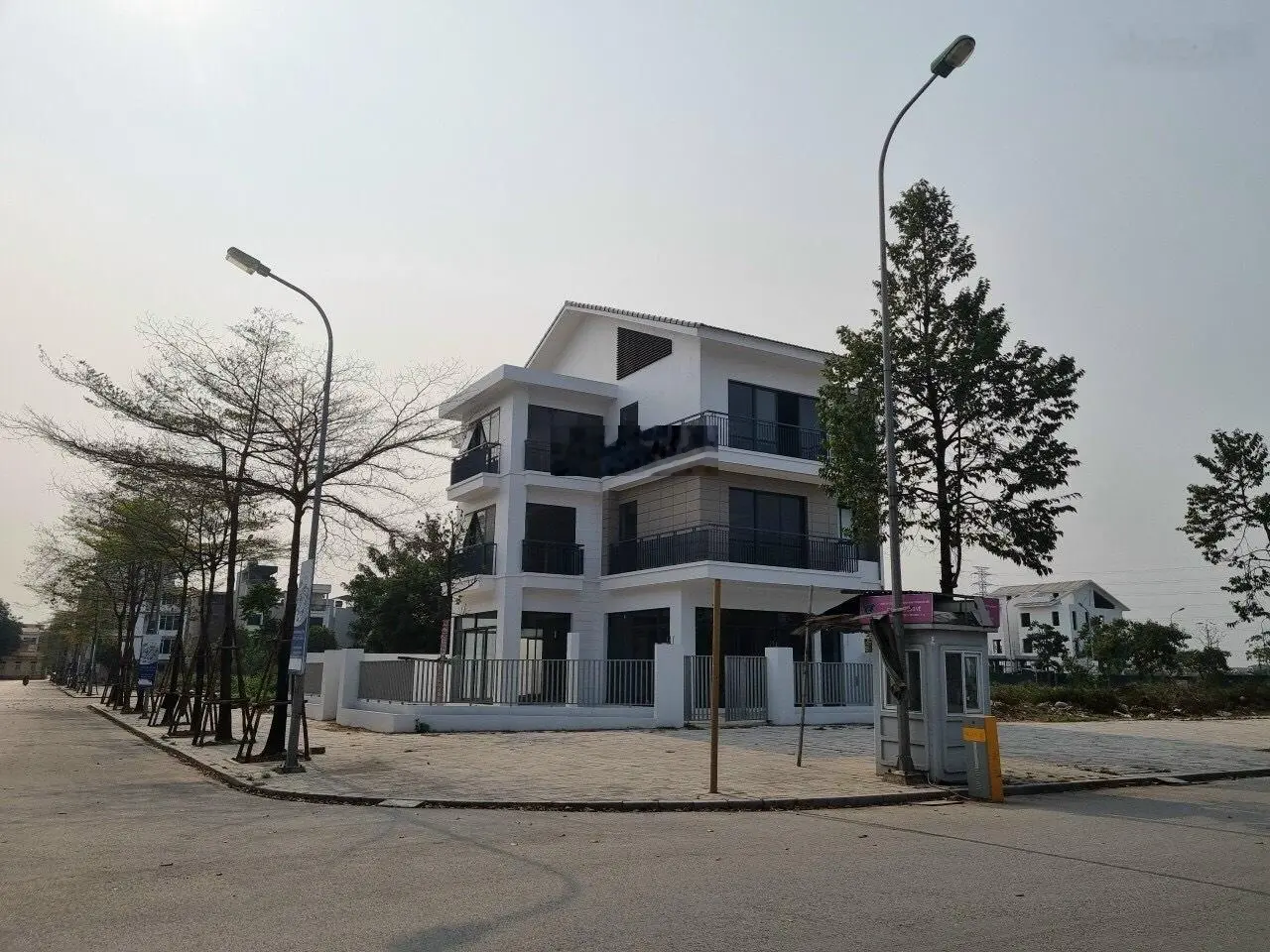 Cần bán căn lk góc kđt Đô Nghĩa Dương Nội Hà Đông HN, thiện chí bán nhanh lh xem nhà 0947 022 ***